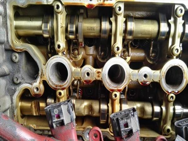 v6发动机要加多少机油(奥迪2.5v6发动机烧机油吗)
